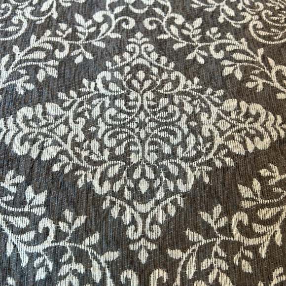 Waterford Fine Linens Queen Comforter Set - Picture 4 of 8